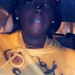 Meet your Posher, Ebony